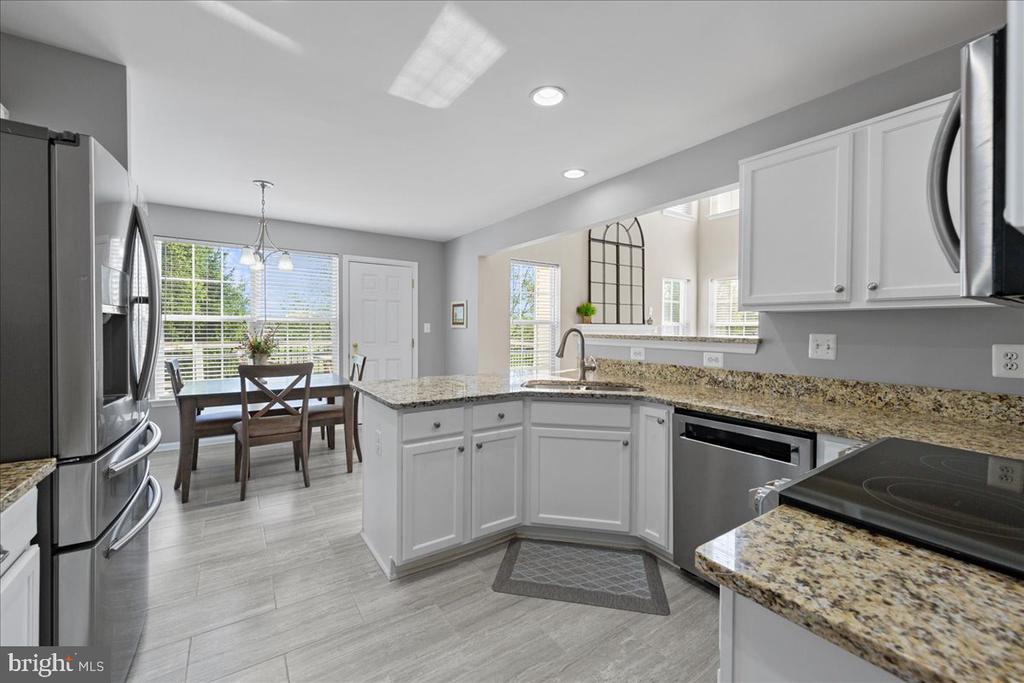 17124 MAGIC MOUNTAIN DRIVE