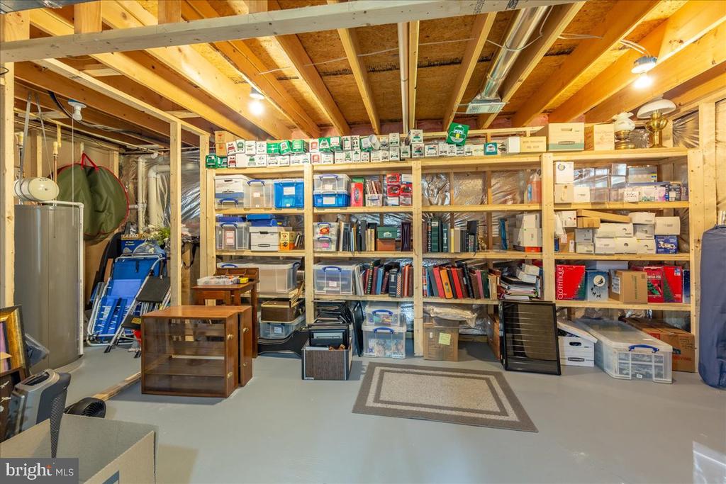 17124 MAGIC MOUNTAIN DRIVE