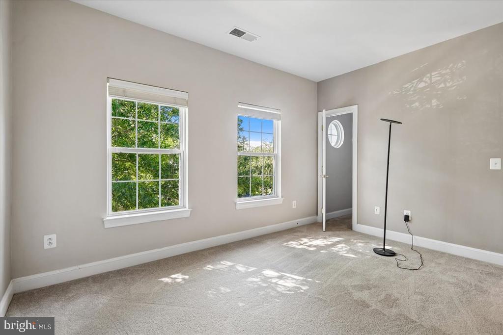 117 ROSEBROOK COURT NW