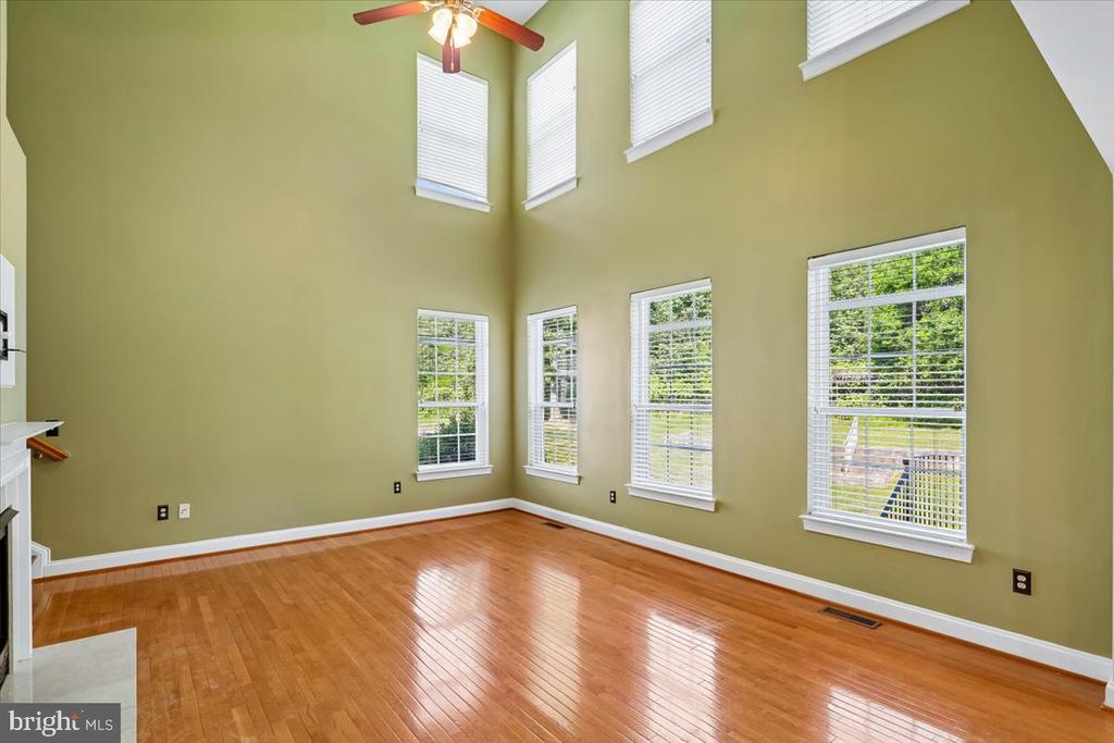 117 ROSEBROOK COURT NW