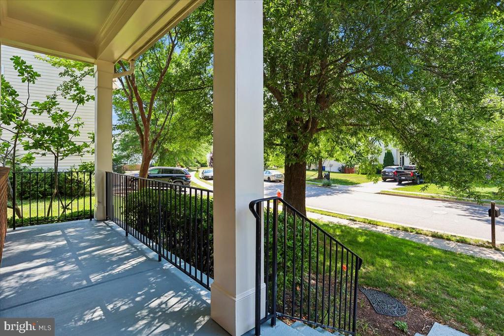 117 ROSEBROOK COURT NW