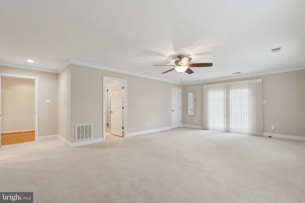 39937 CHARLES TOWN PIKE
