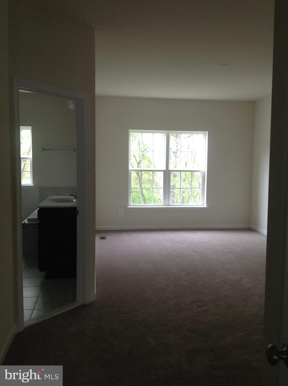 204 UPPER BROOK TERRACE
