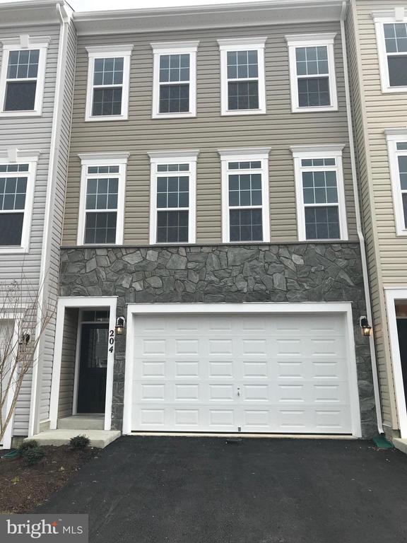 204 UPPER BROOK TERRACE
