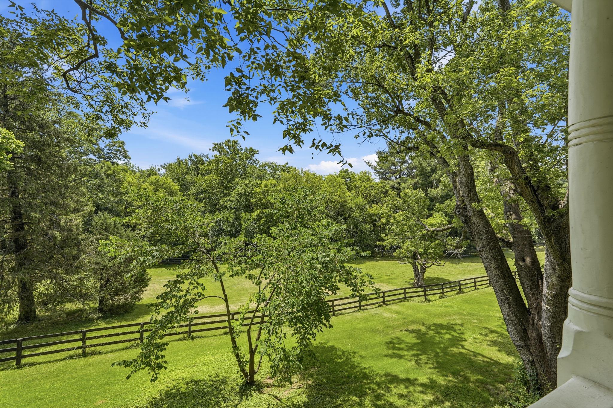 38863 RIDGE COURT