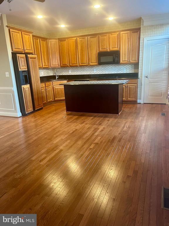 43797 APACHE WELLS TERRACE