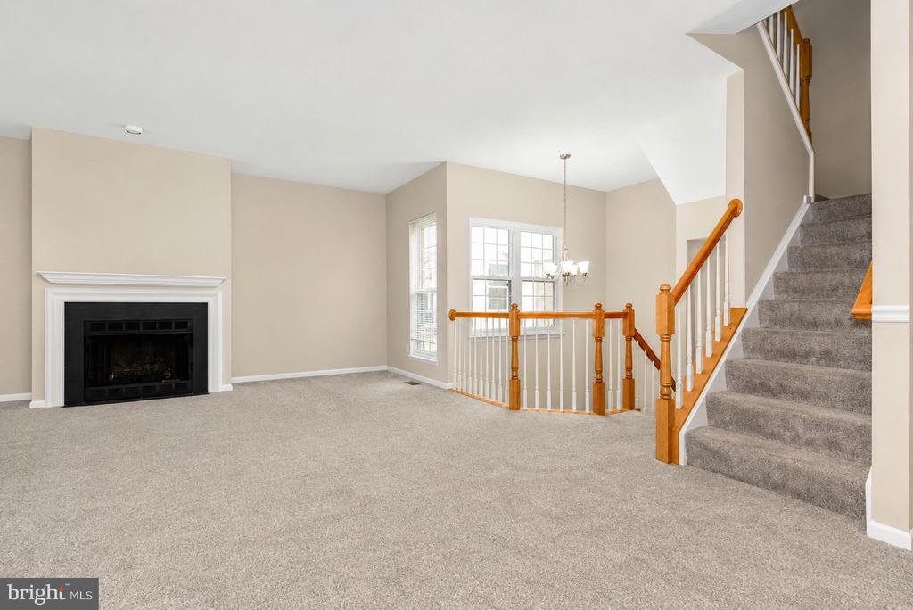 44190 MOSSY BROOK SQUARE