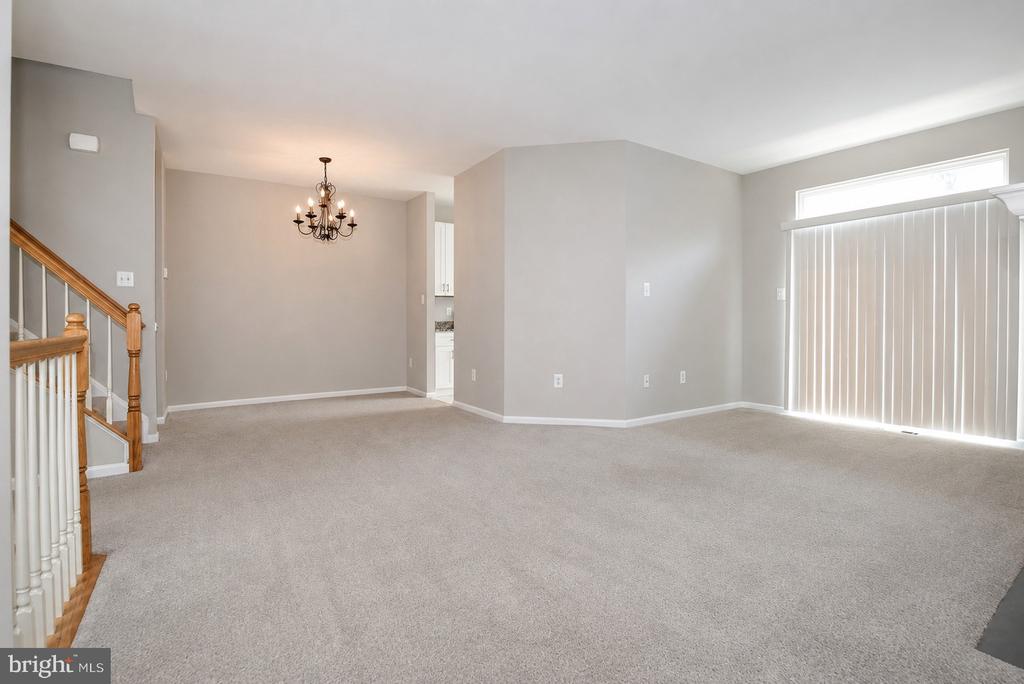 44190 MOSSY BROOK SQUARE