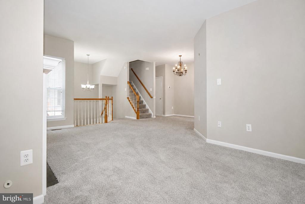 44190 MOSSY BROOK SQUARE