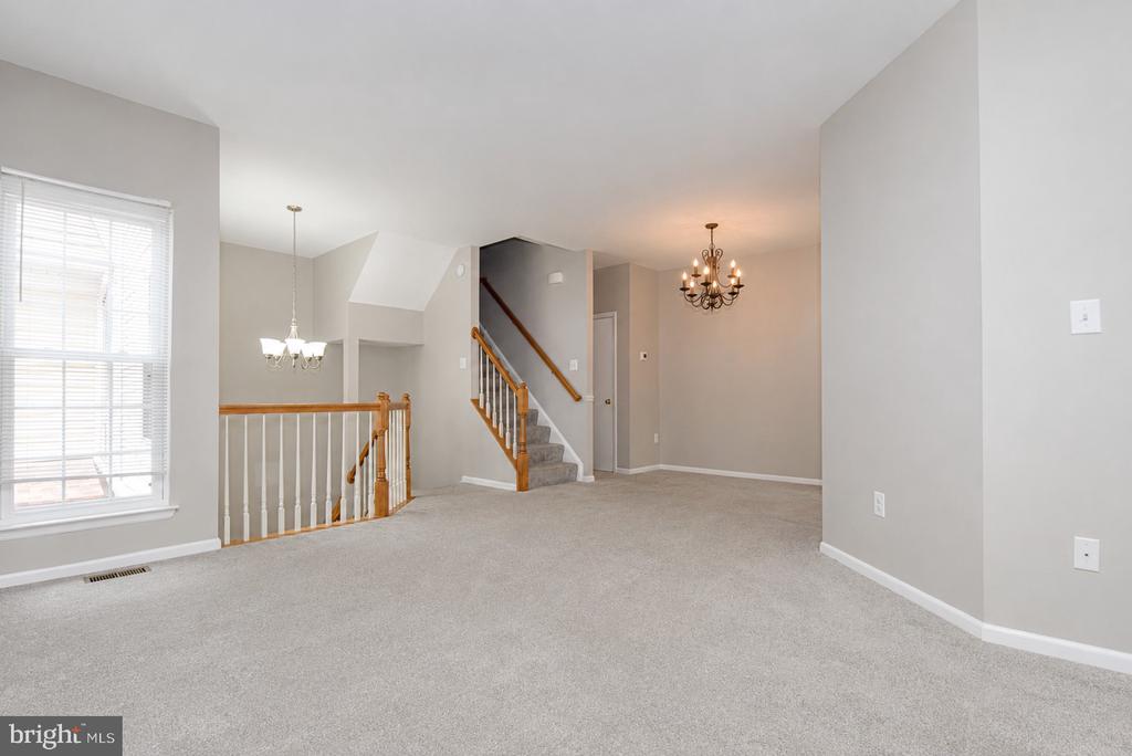 44190 MOSSY BROOK SQUARE