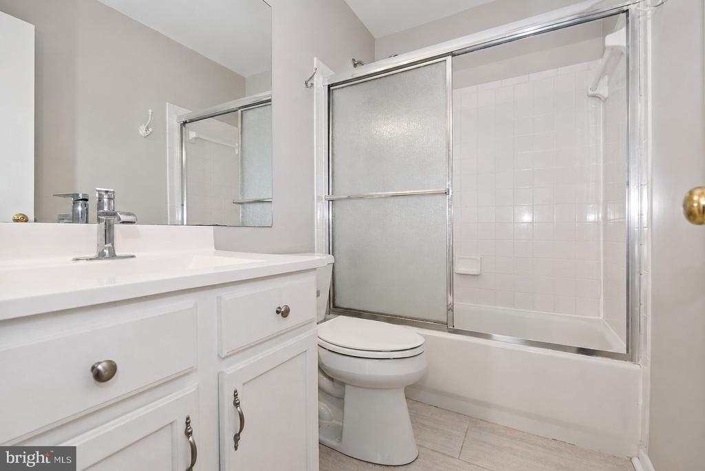44190 MOSSY BROOK SQUARE
