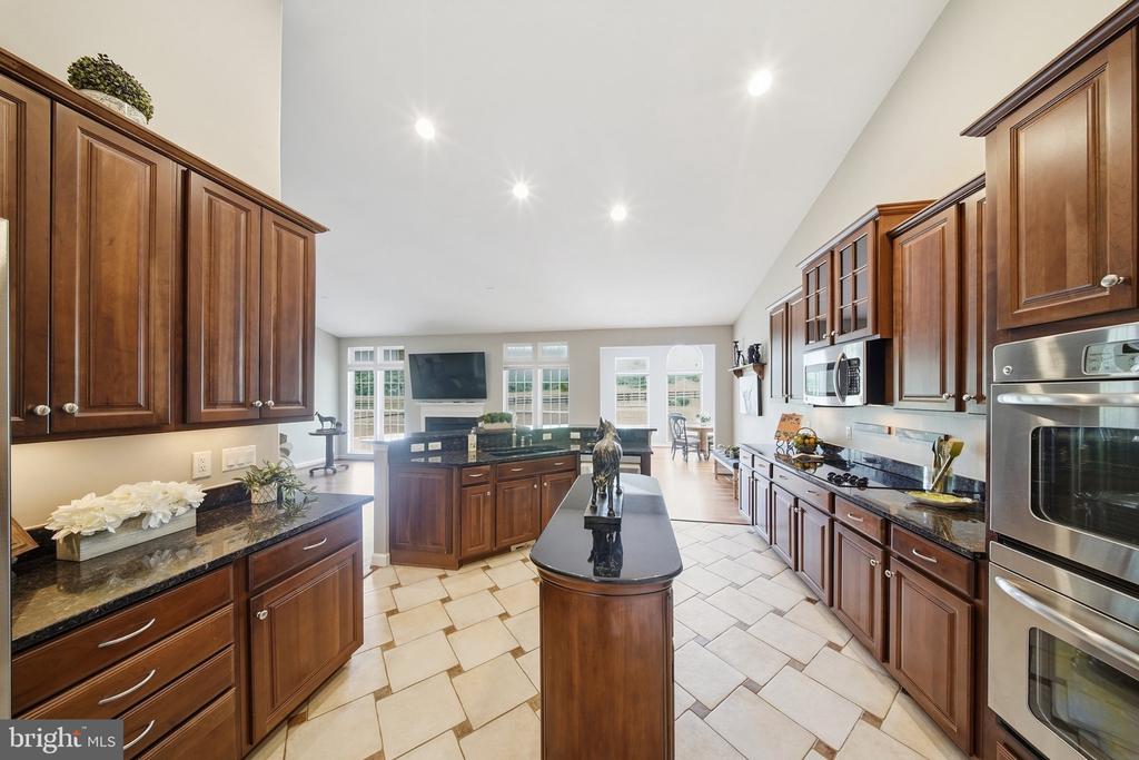 35987 BIRCH HOLLOW LANE