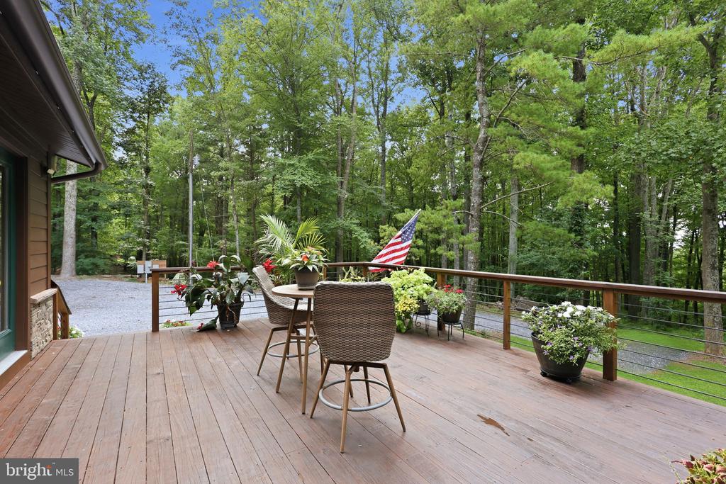 2250 JEWELL HOLLOW ROAD