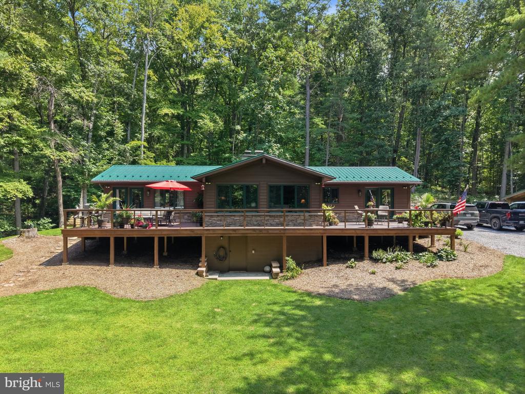 2250 JEWELL HOLLOW ROAD