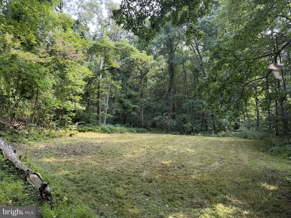 2250 JEWELL HOLLOW ROAD