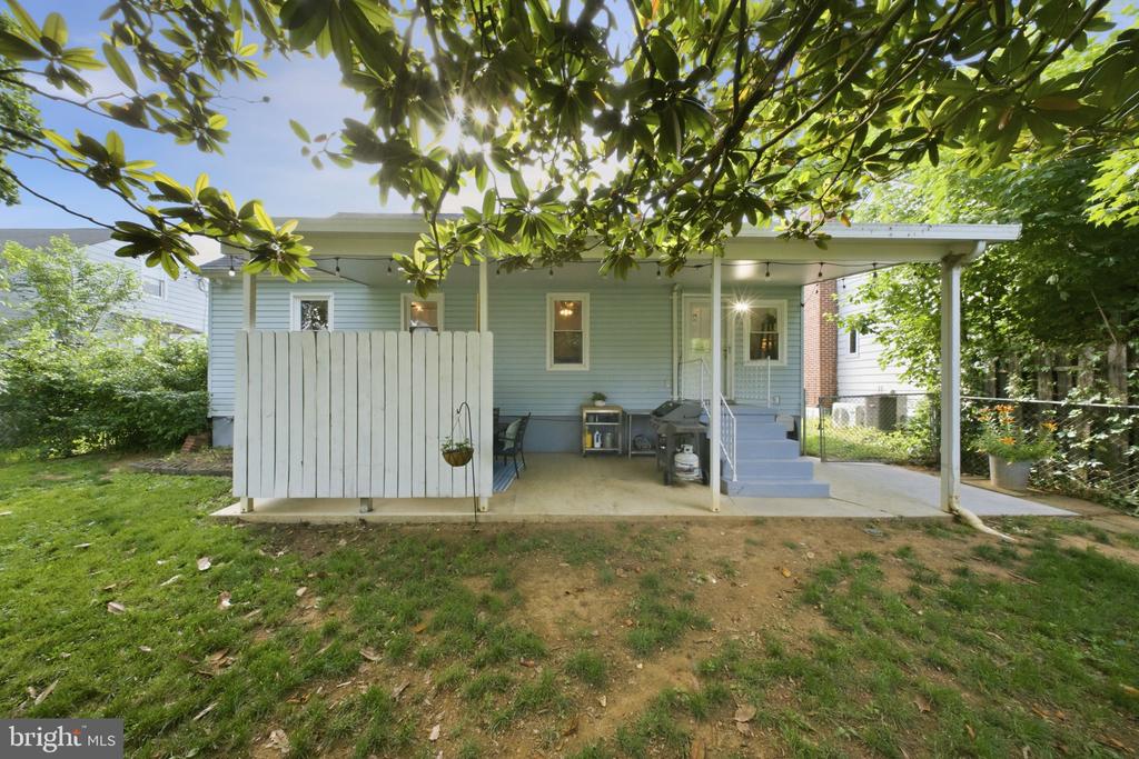 528 BATTLE AVENUE
