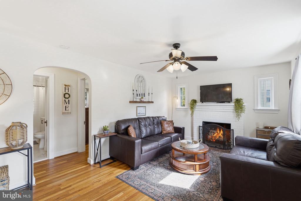 528 BATTLE AVENUE