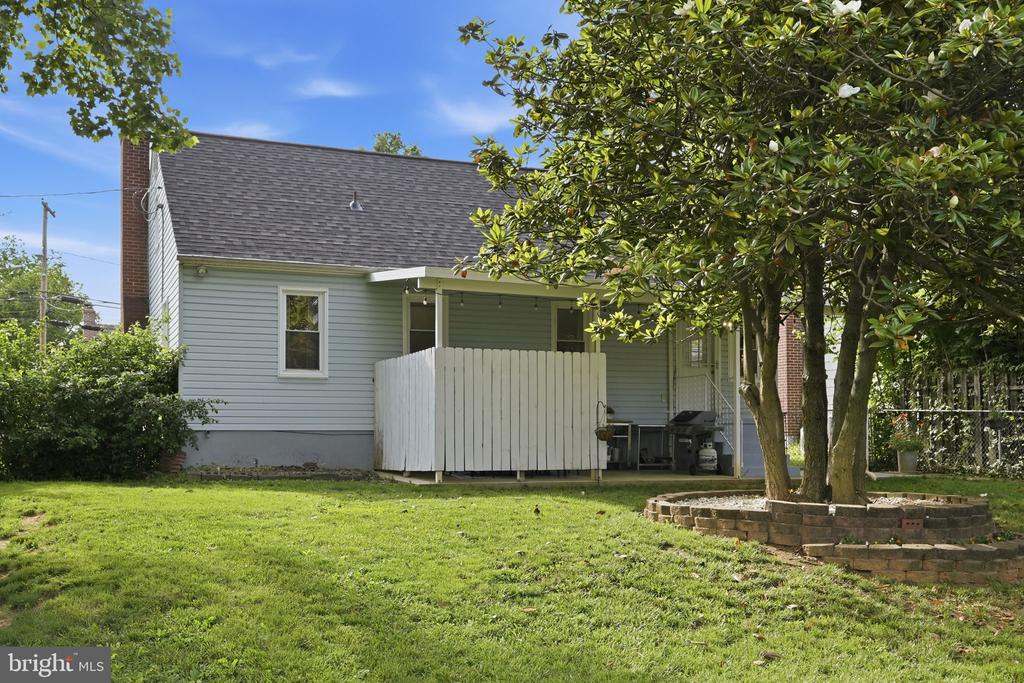 528 BATTLE AVENUE