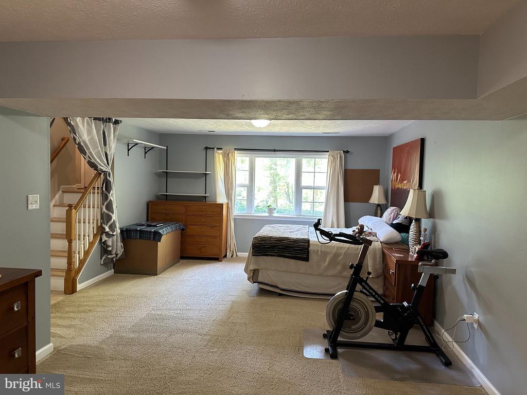 518 REID DRIVE