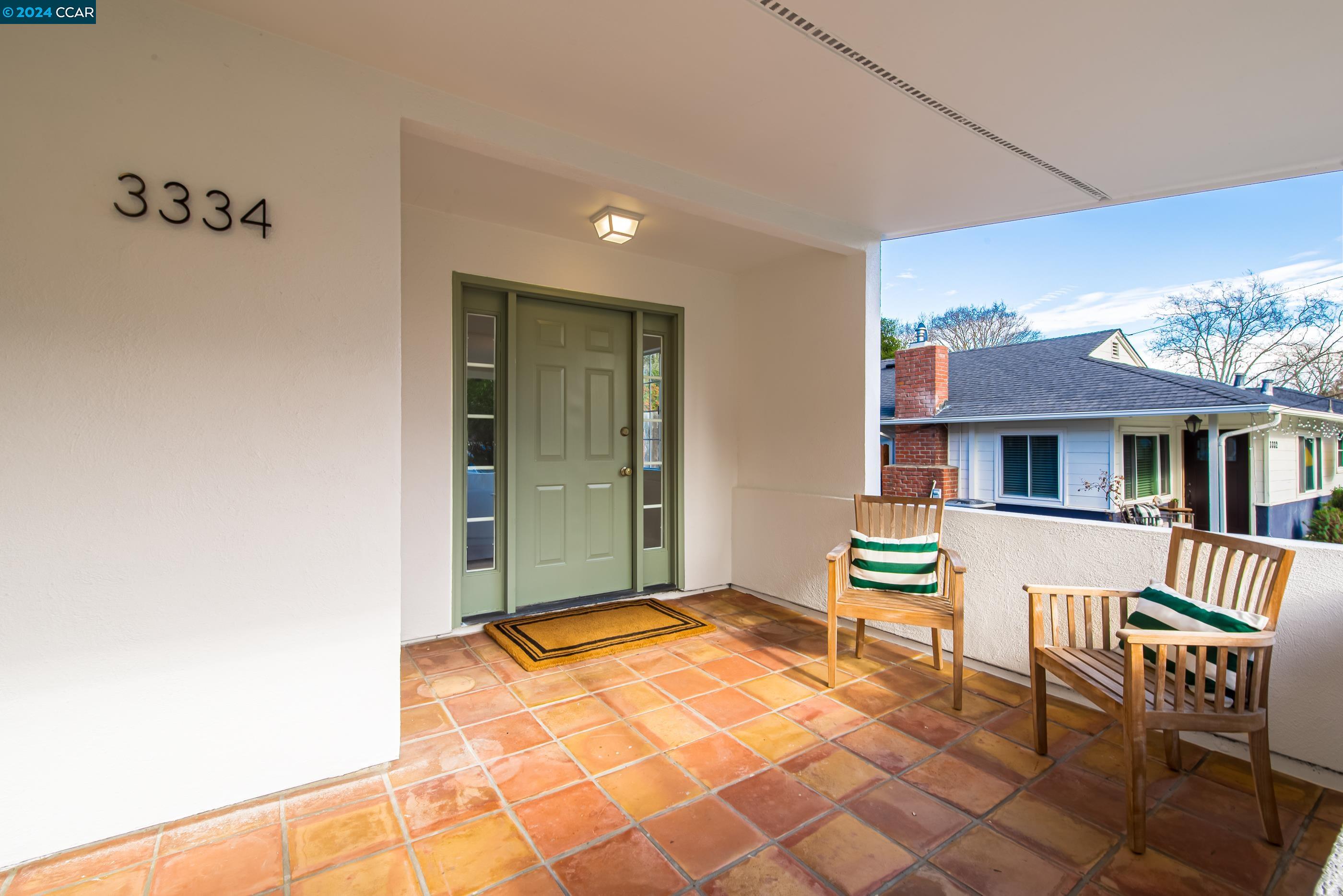 3334 N Lucille Ln