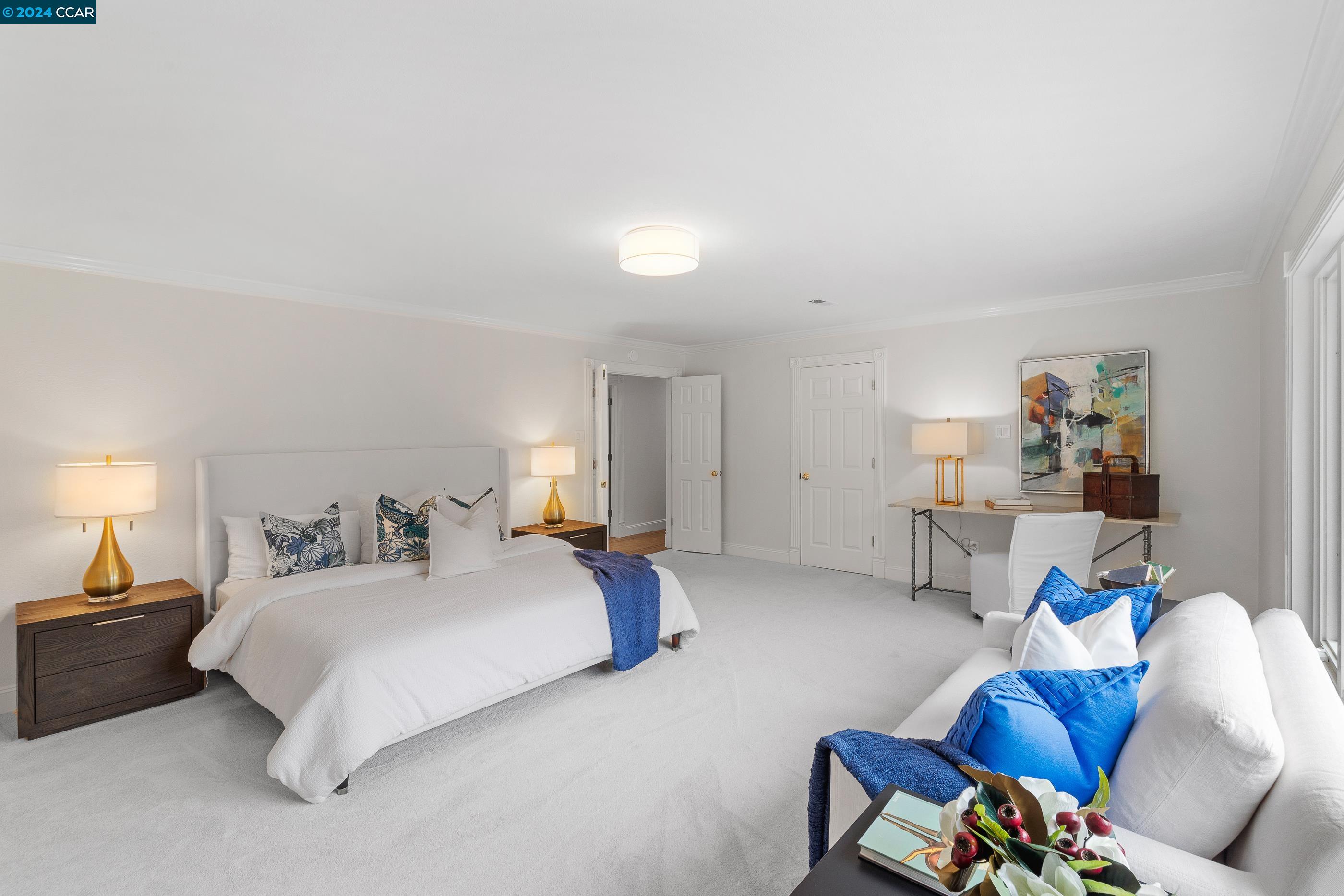 3334 N Lucille Ln