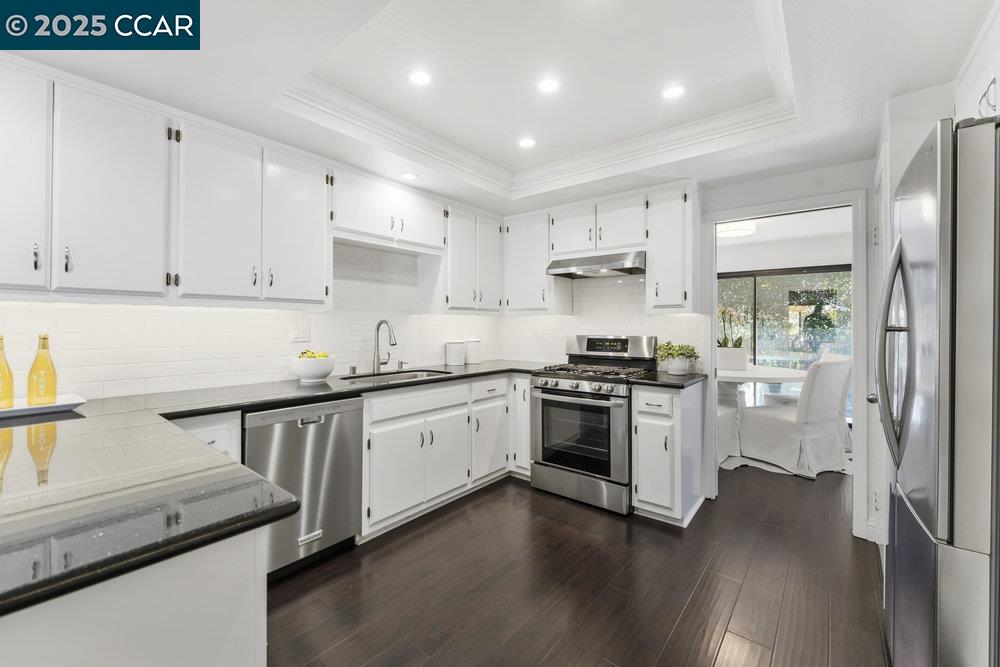 955 Camino Verde Cir
