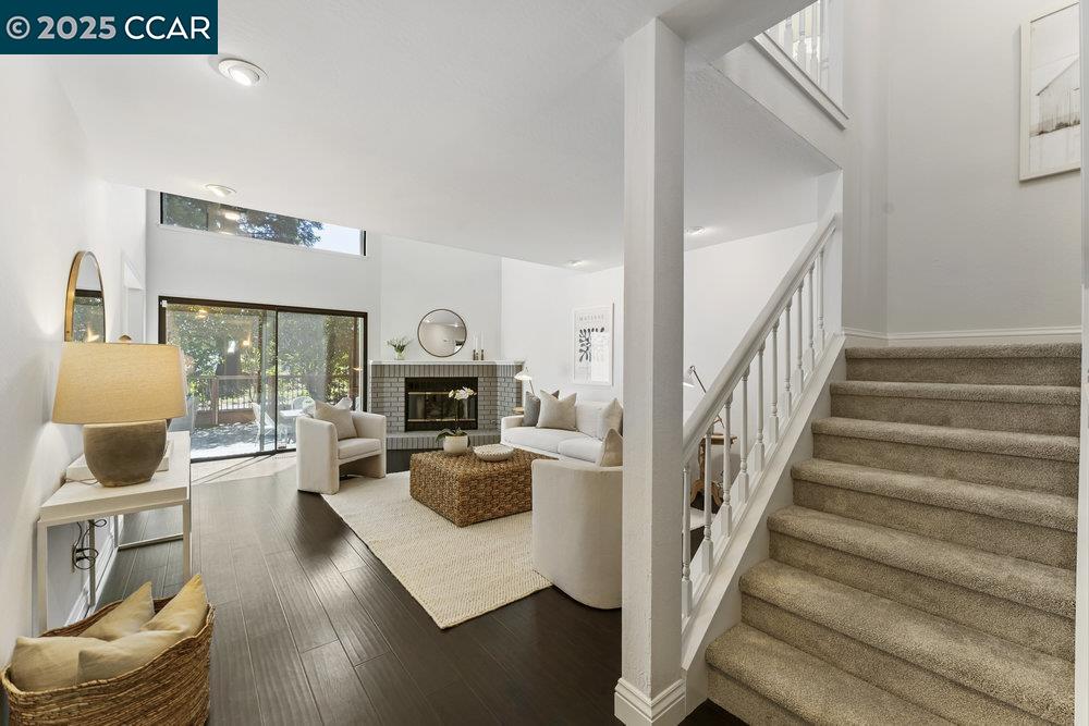 955 Camino Verde Cir