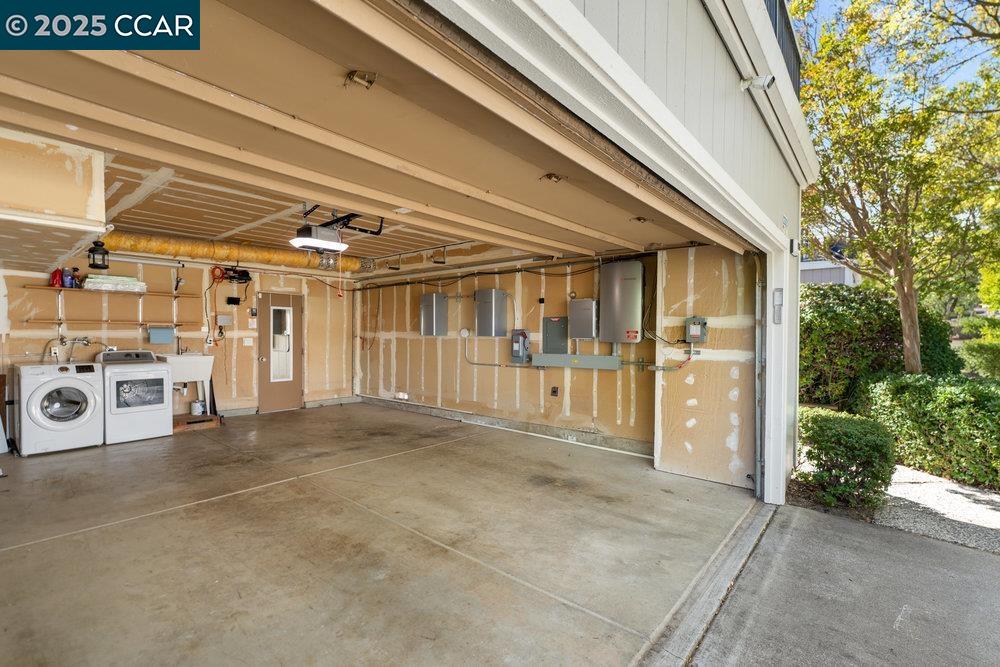 955 Camino Verde Cir