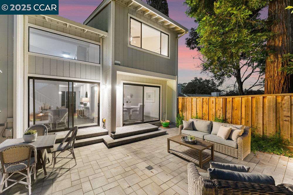 955 Camino Verde Cir