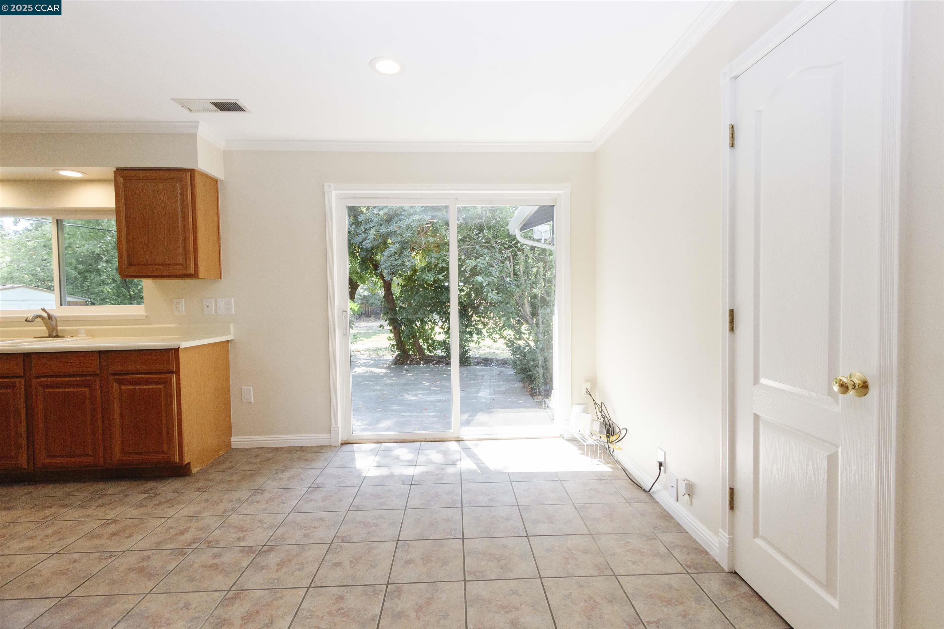 409 Soule Ave