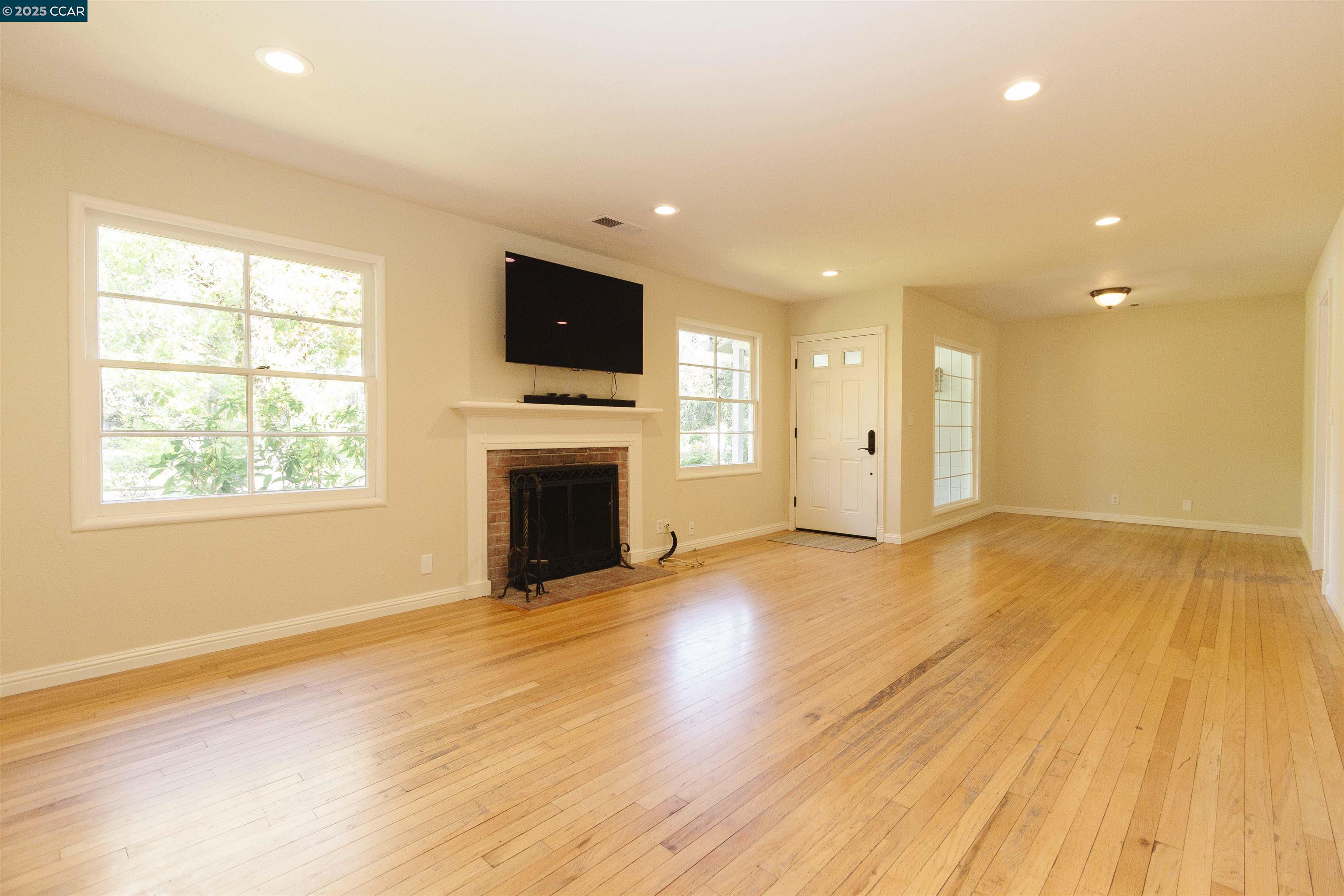 409 Soule Ave