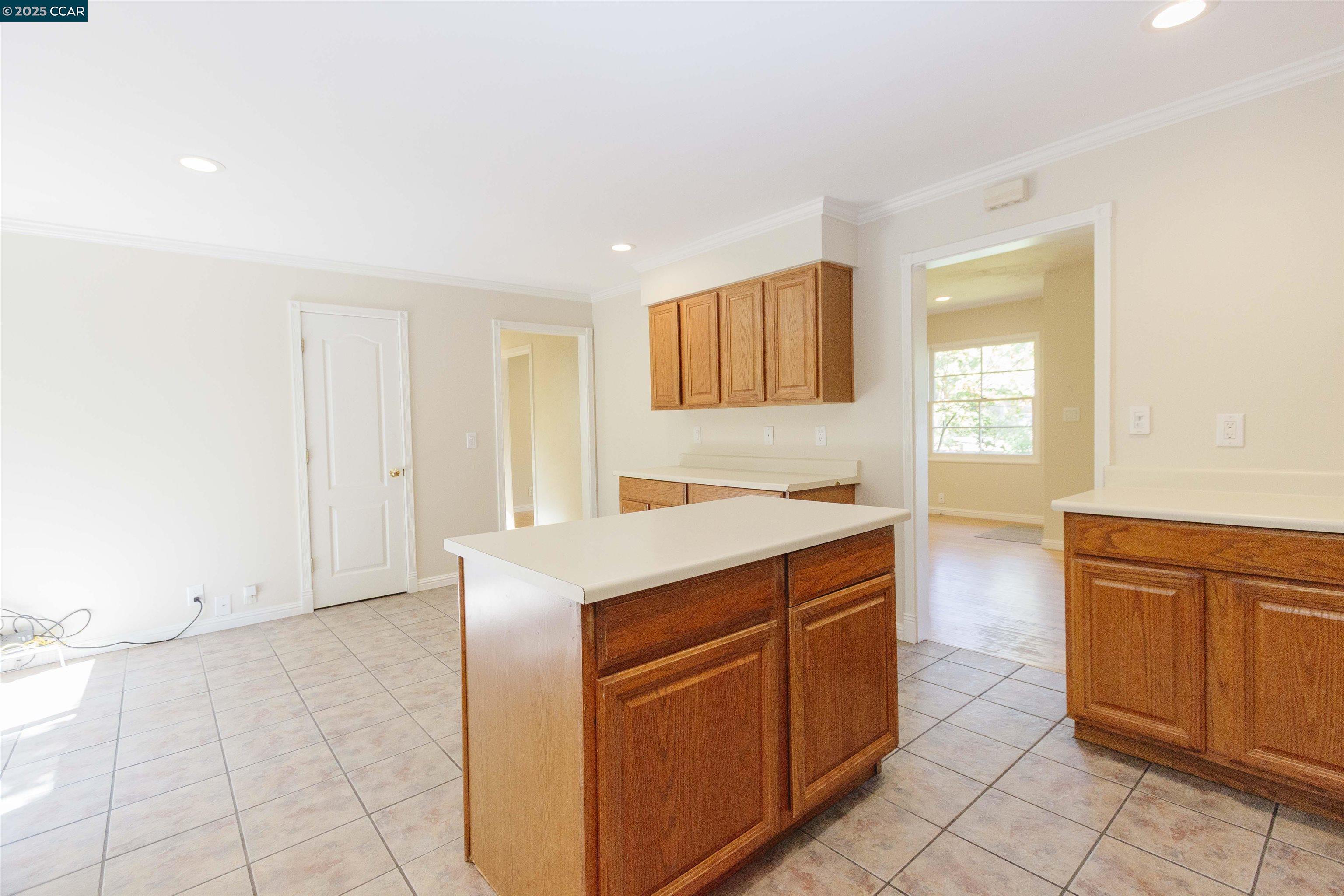 409 Soule Ave