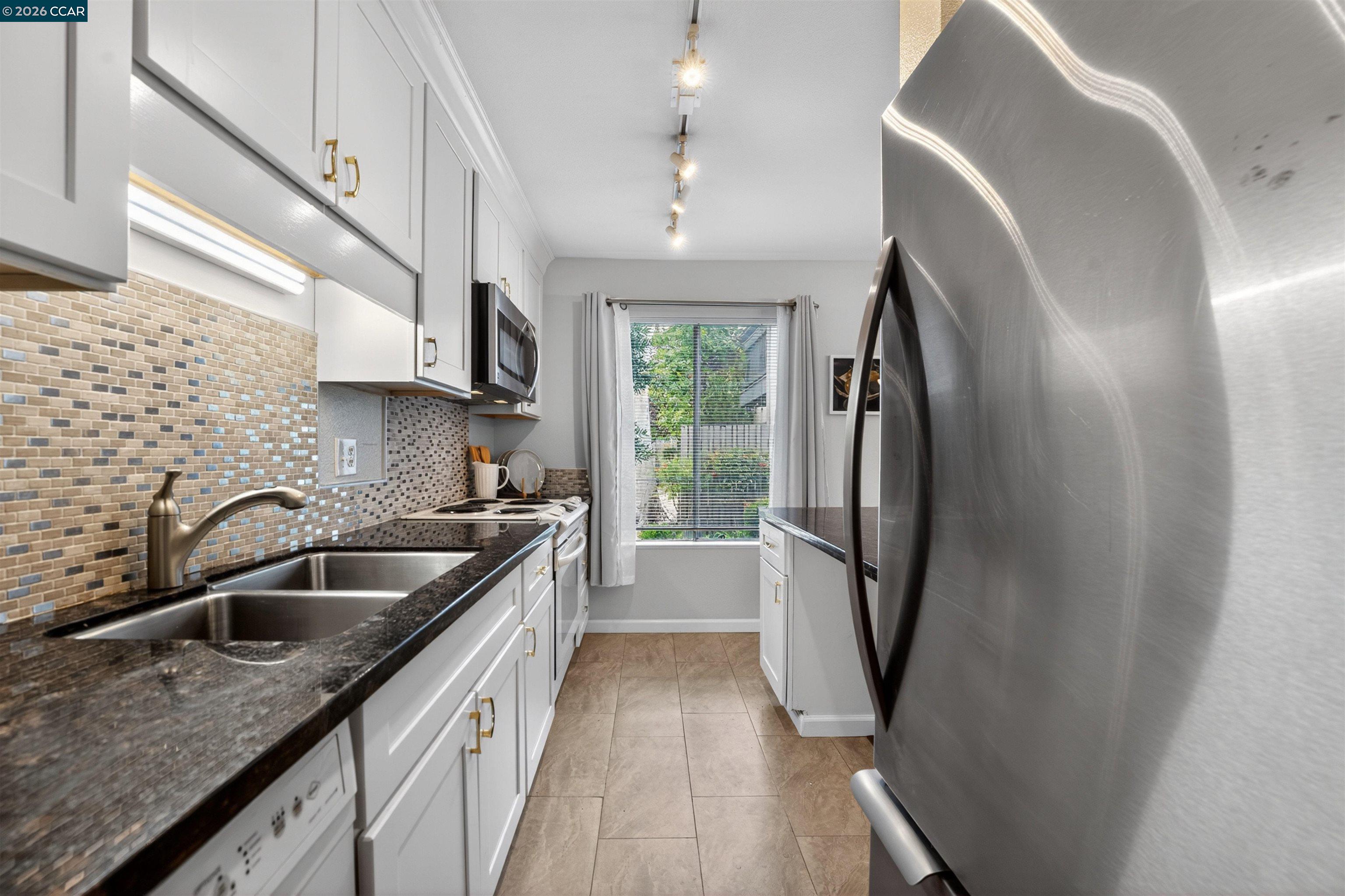 1241 Homestead # 211