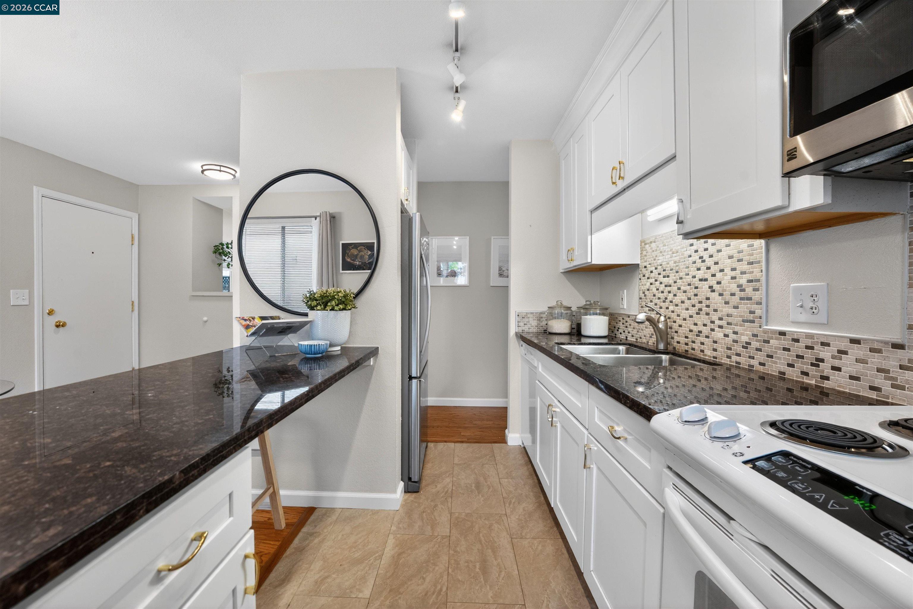 1241 Homestead # 211