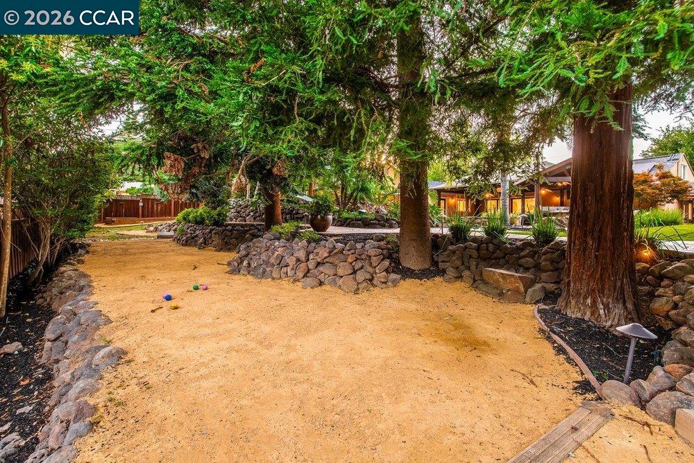 1676 Foothill Park Circle