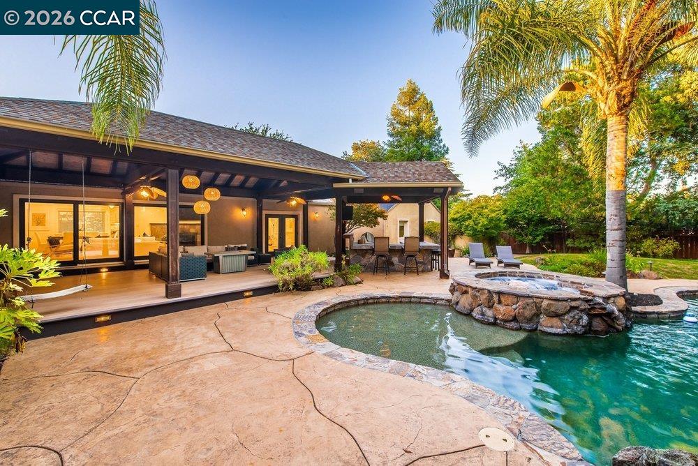 1676 Foothill Park Circle