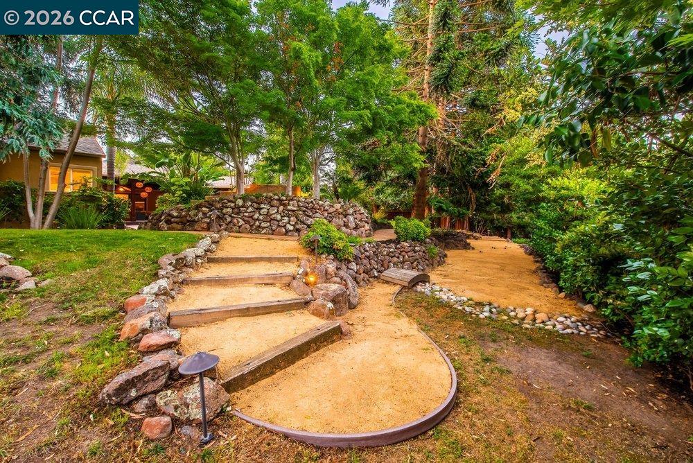 1676 Foothill Park Circle