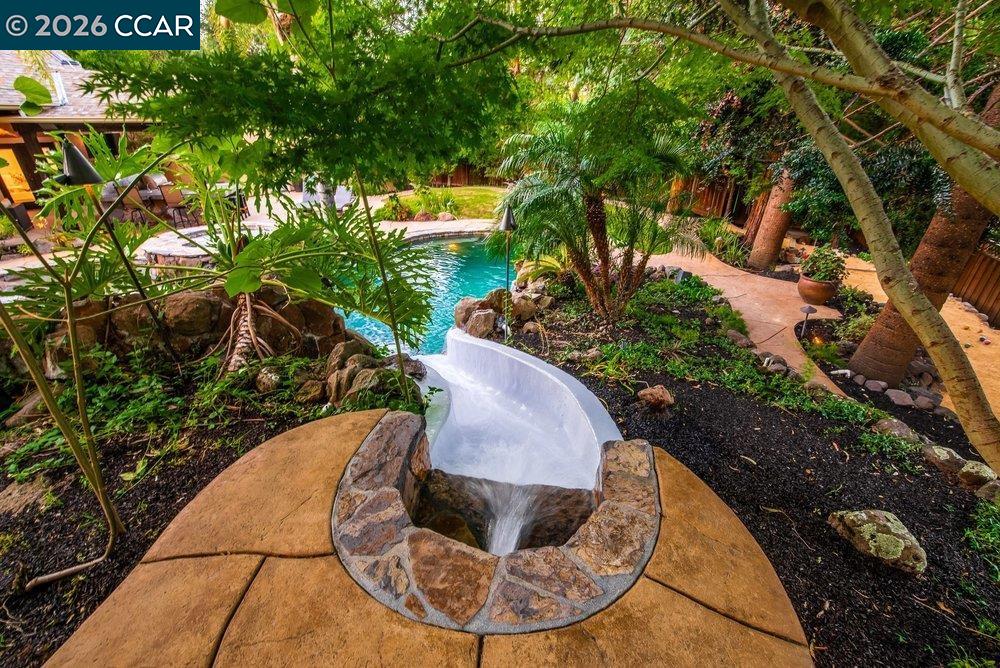 1676 Foothill Park Circle