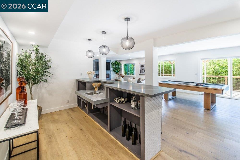 1009 Regio Court