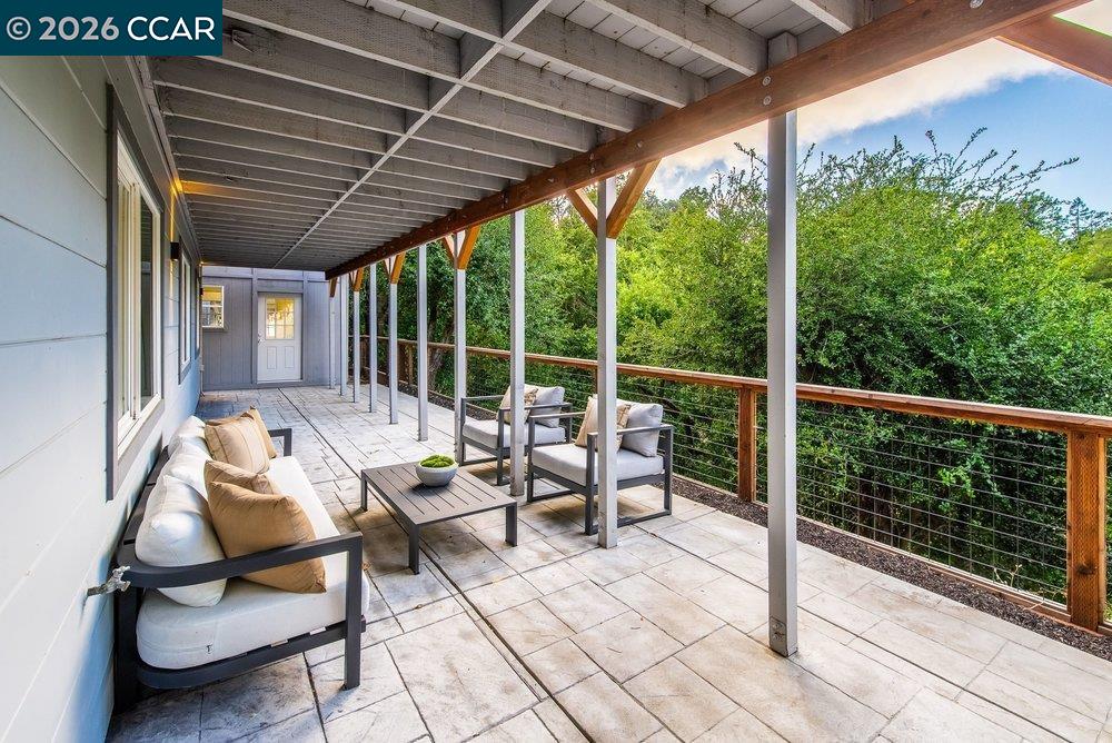 1009 Regio Court