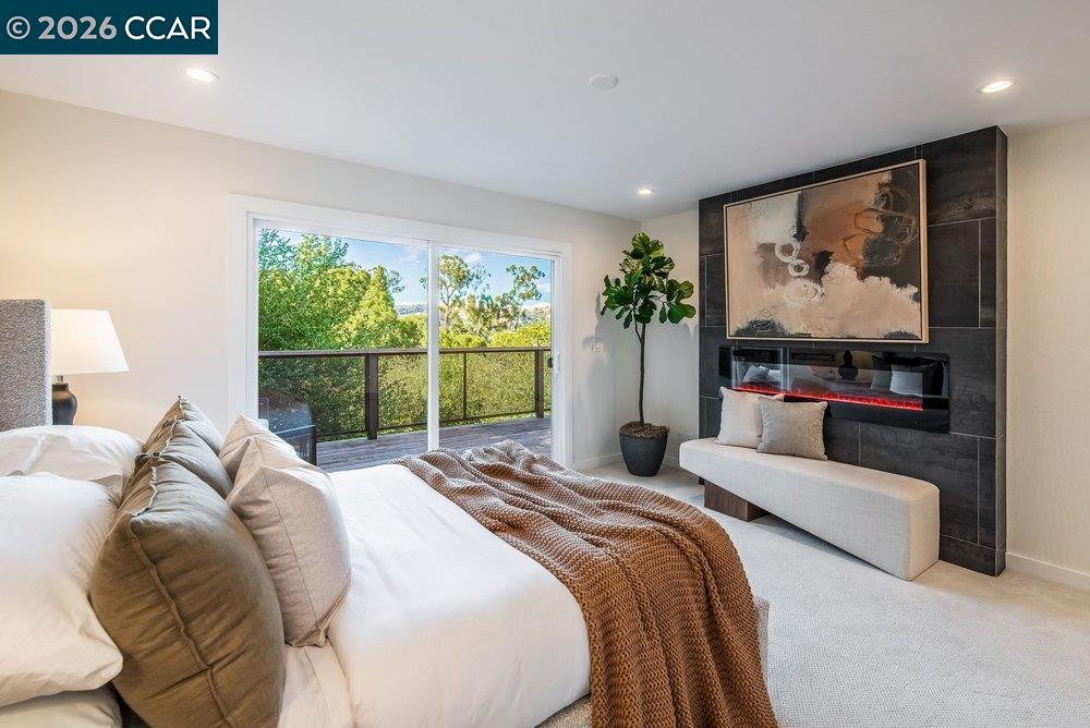 1009 Regio Court