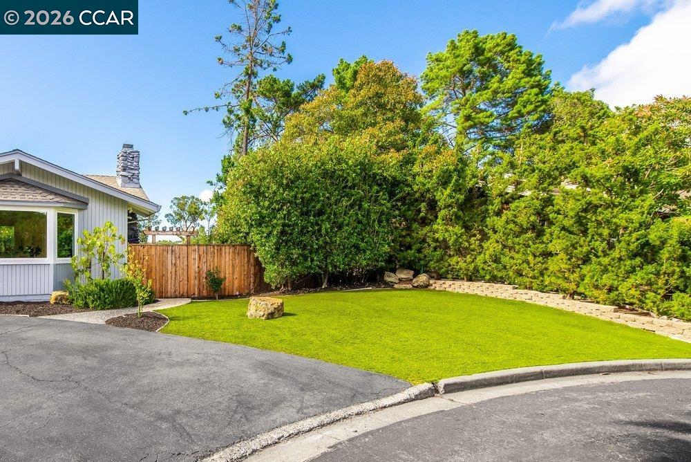 1009 Regio Court