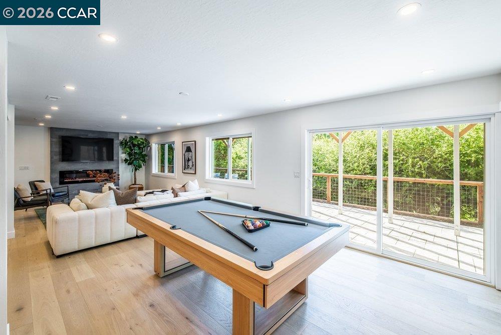1009 Regio Court