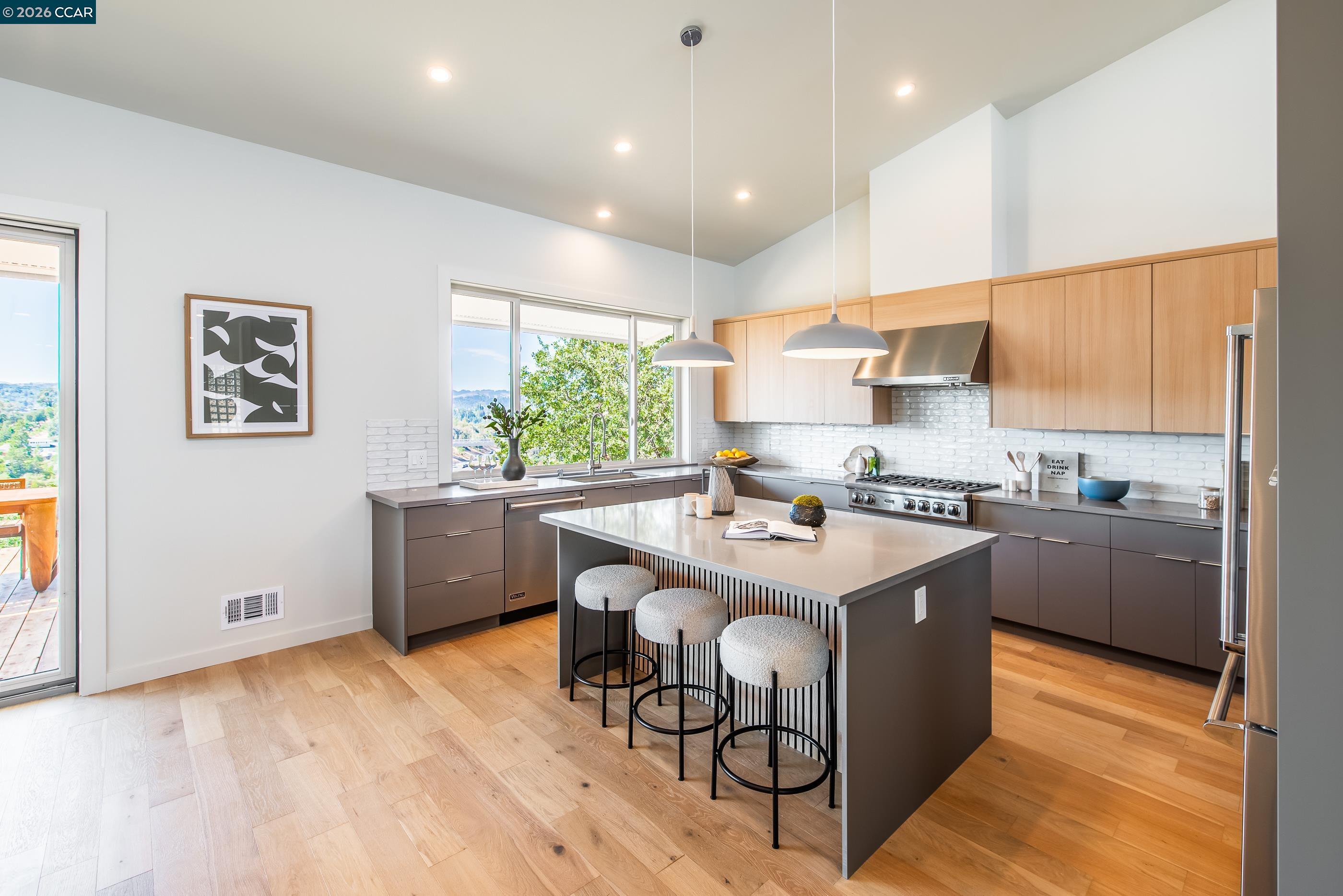 105 Hillcroft