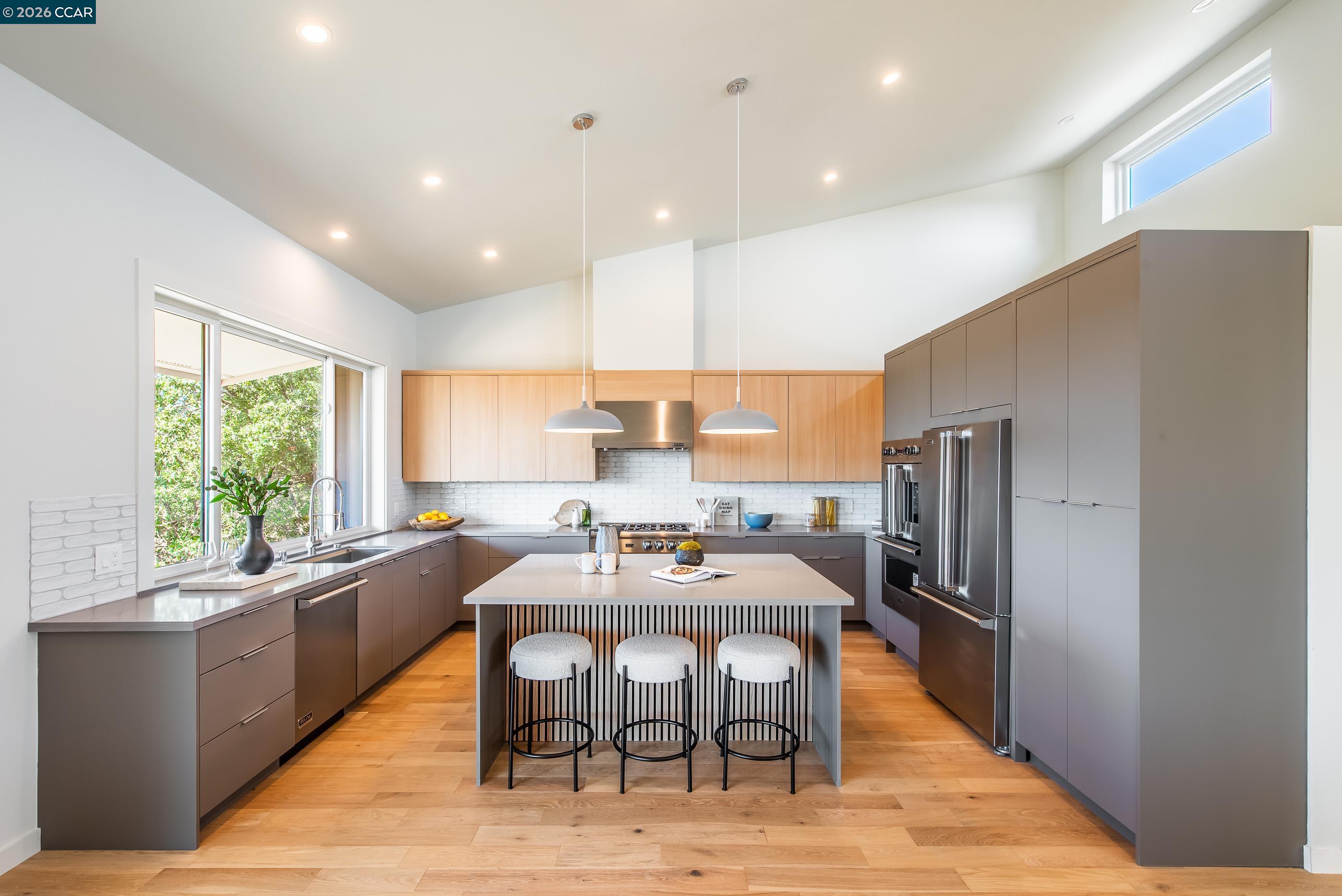 105 Hillcroft