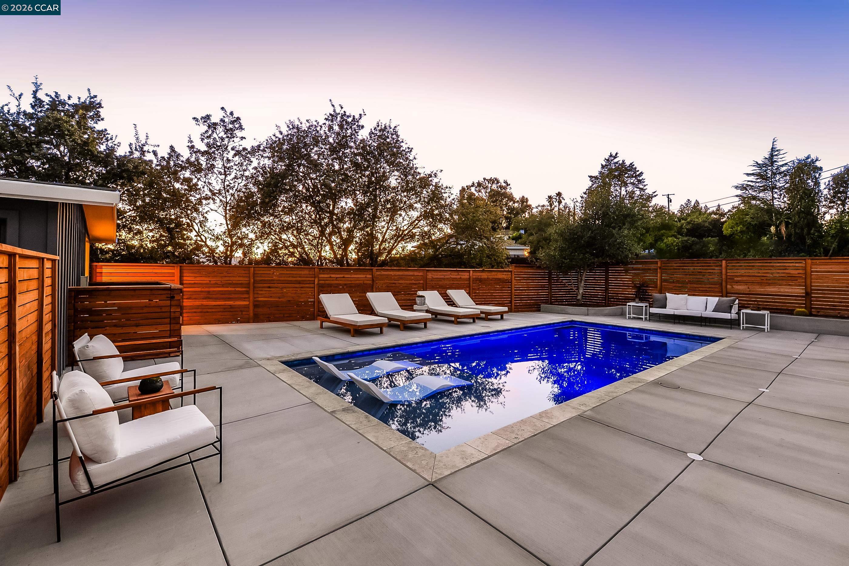 105 Hillcroft