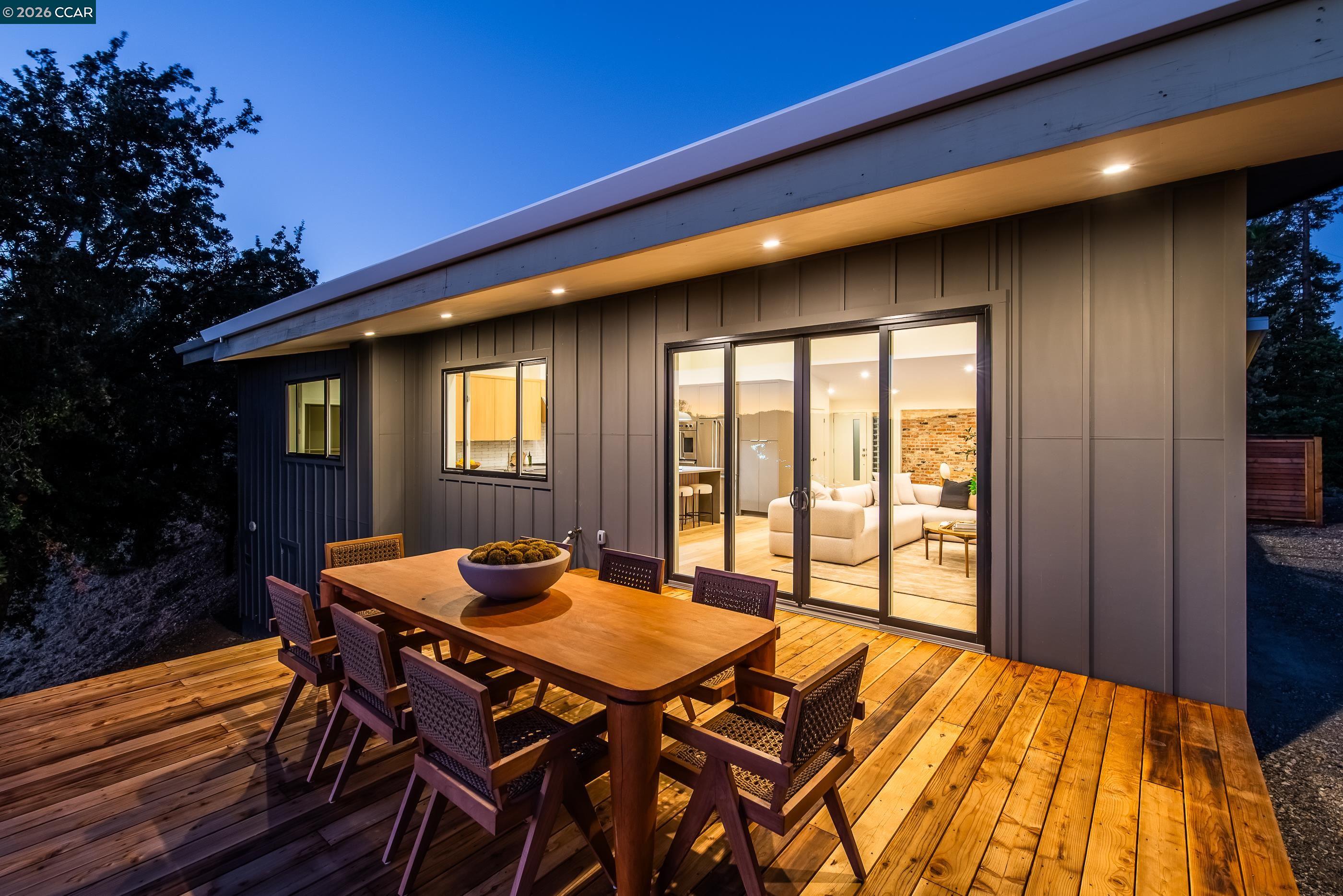 105 Hillcroft