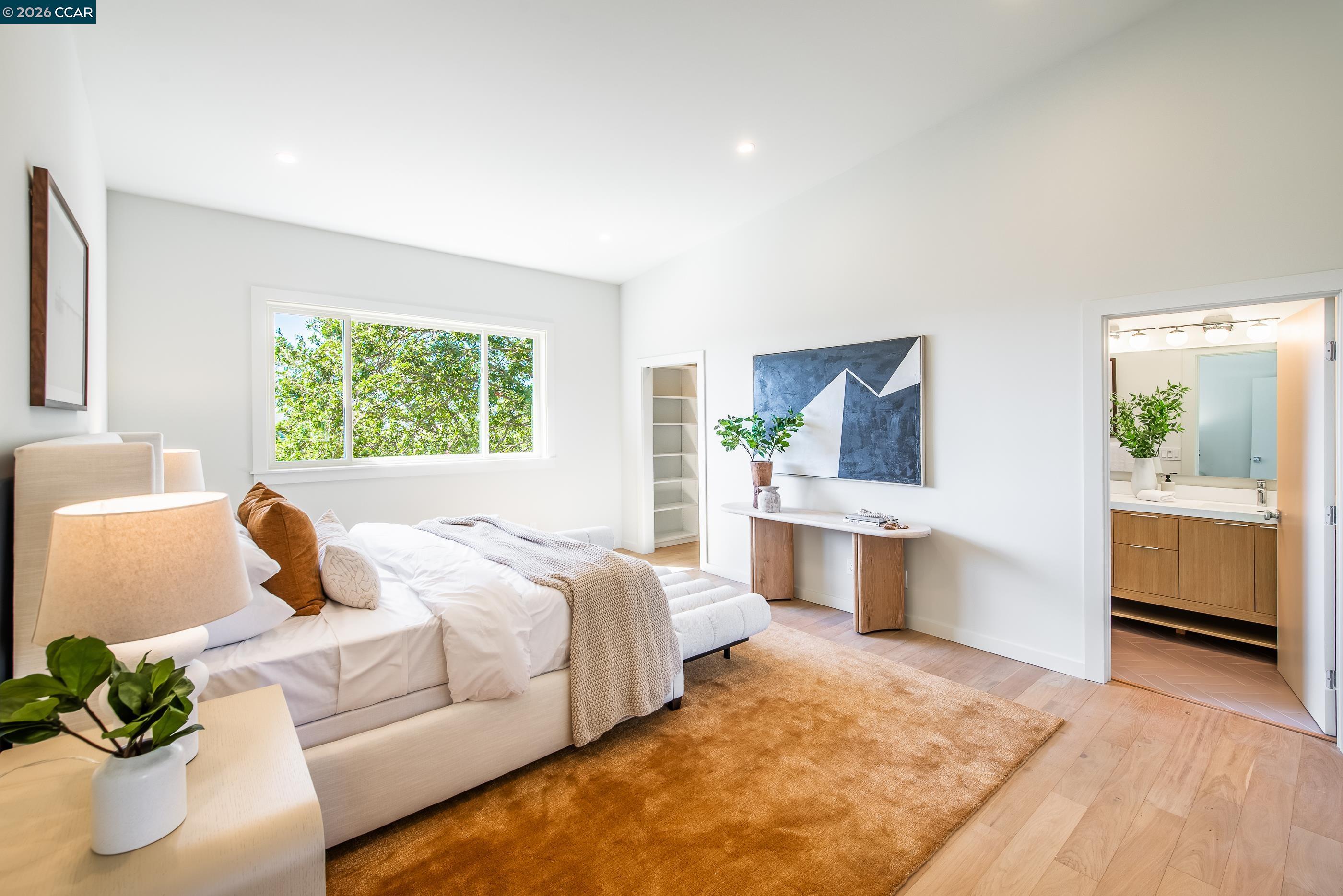 105 Hillcroft