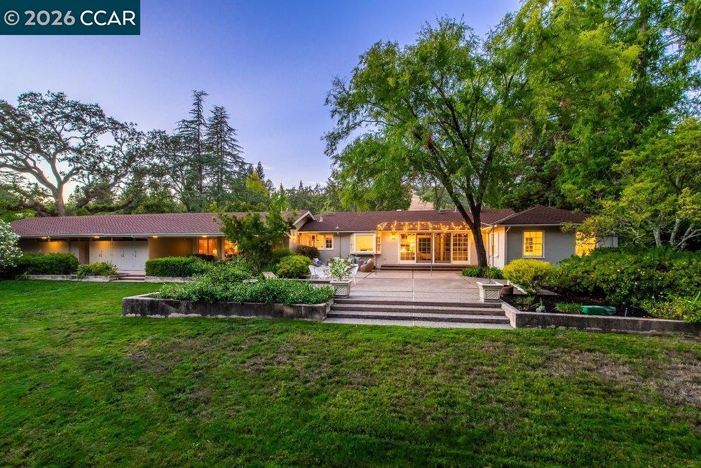 1232 Upper Happy Valley