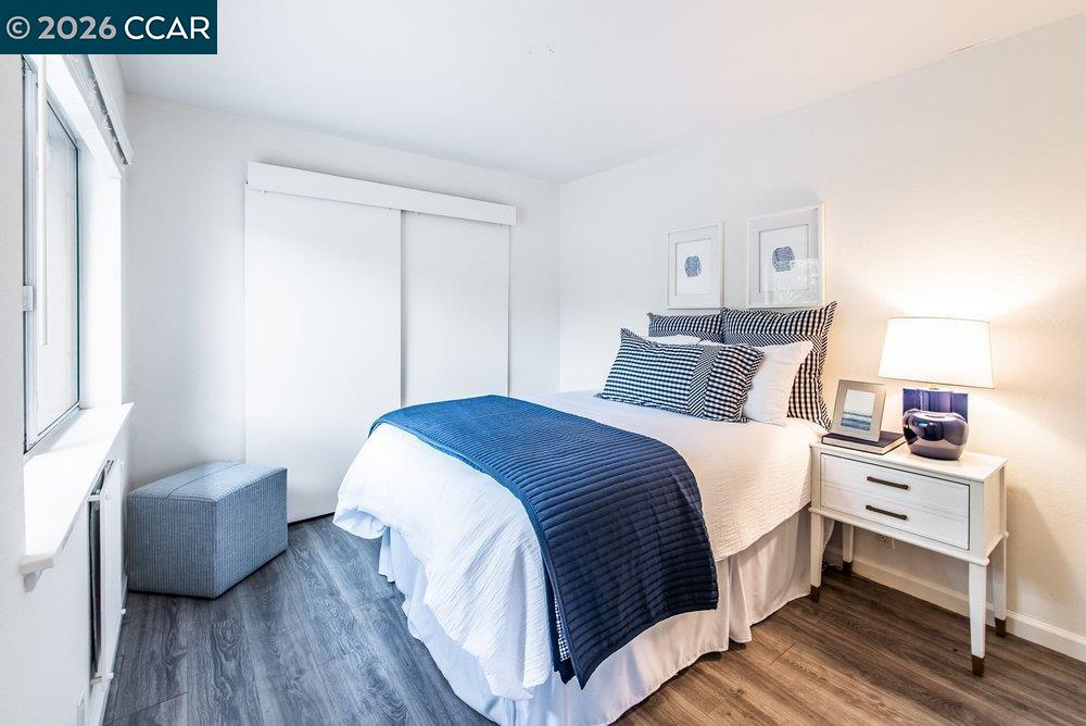 9 Valley Court